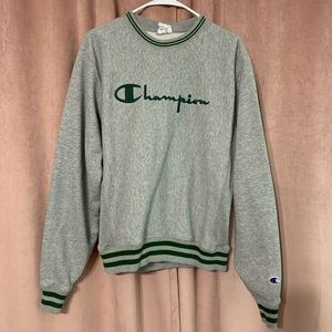 🍏 Vintage Champion Crew Neck 🍏